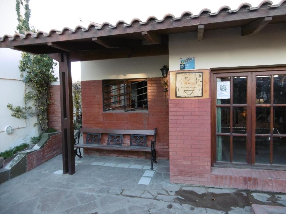 Hostel La Casa De Tounens Пуерто Мадрин Екстериор снимка