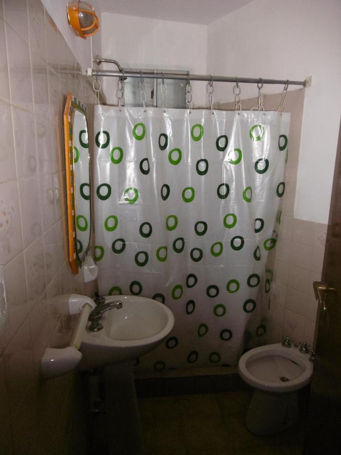 Hostel La Casa De Tounens Пуерто Мадрин Екстериор снимка